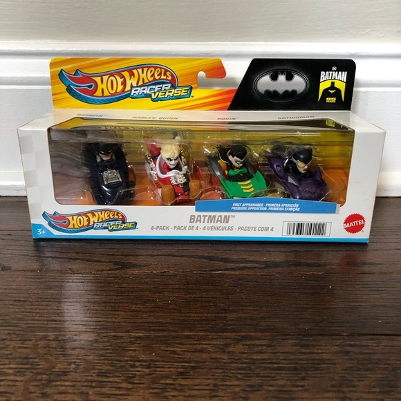 Hot Wheels Racer Verse 4-Pack: Batman, Robin, Catwoman & Harley Quinn - NWT! - Picture 1 of 6